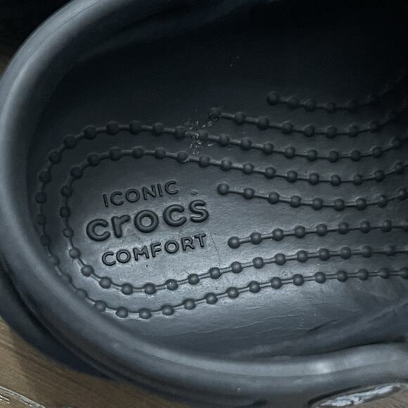 Crocs Classic Clog Child Size 5 Black Waterproof Slip On Logo Summer Sandal - Picture 5 of 6